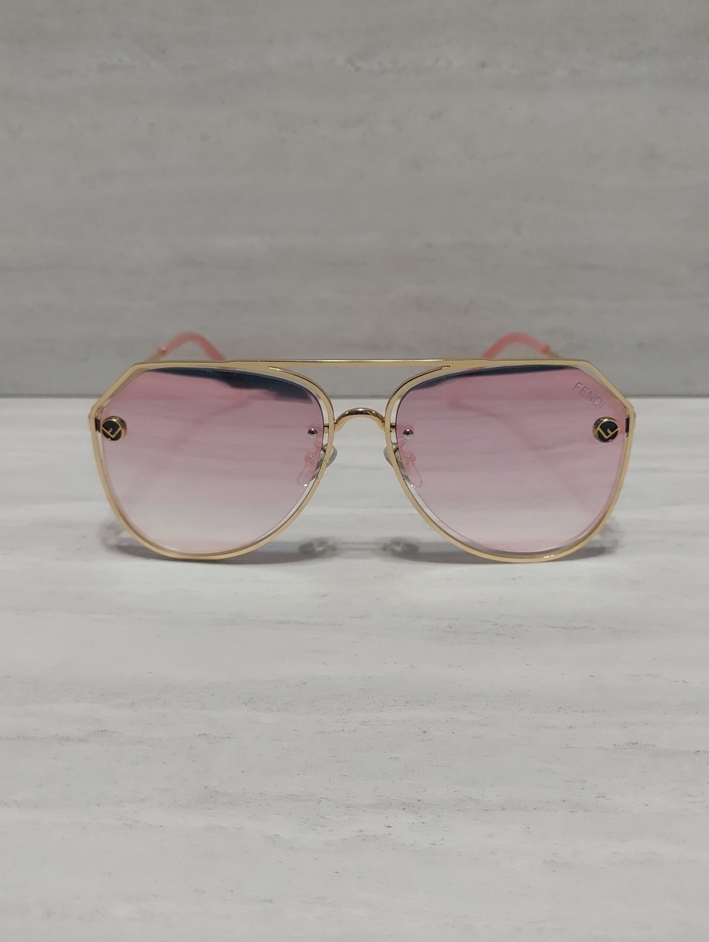 Fendi Pink Gradient Aviator Sunglasses - Gold Frame